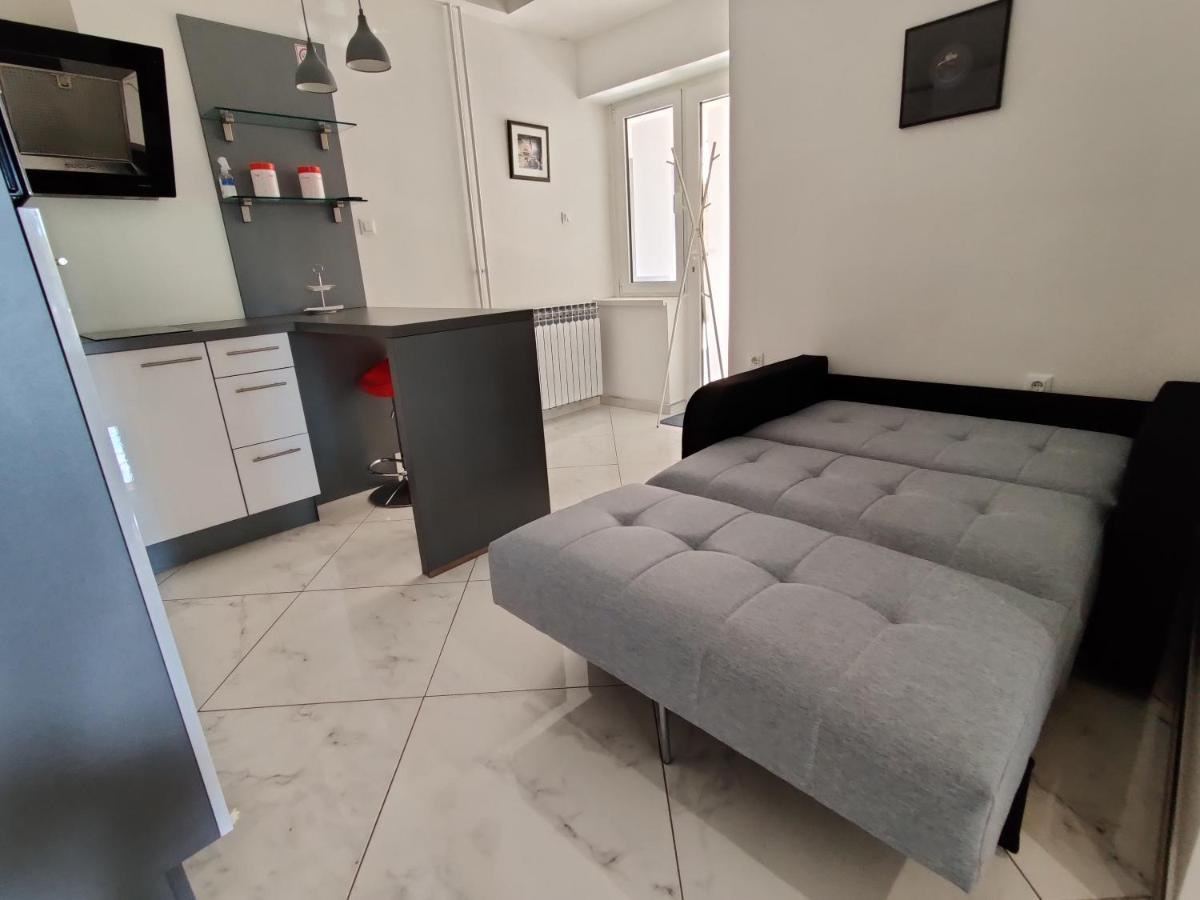 Biuk Apartments Novi Vinodolski Eksteriør bilde