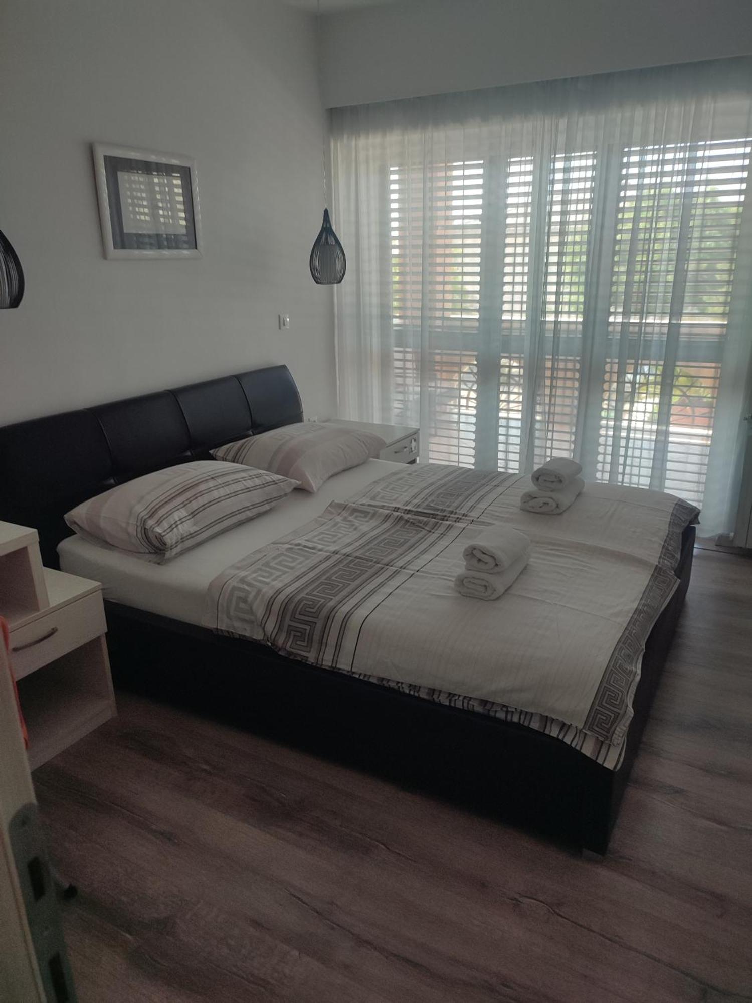Biuk Apartments Novi Vinodolski Eksteriør bilde